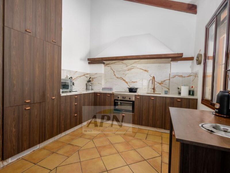 4 chambre Auberge à vendre