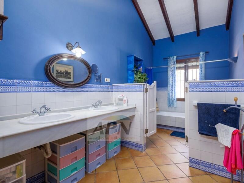 4 chambre Auberge à vendre