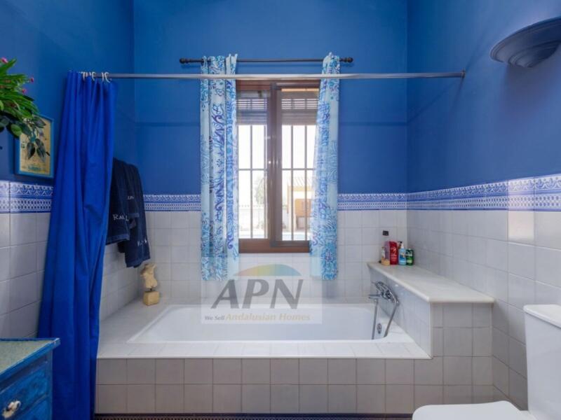 4 chambre Auberge à vendre