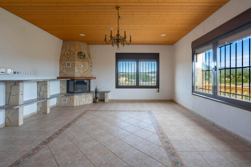 4 bedroom Villa for sale