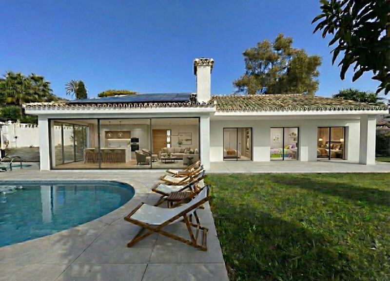 Villa til salgs i Benalmadena, Málaga