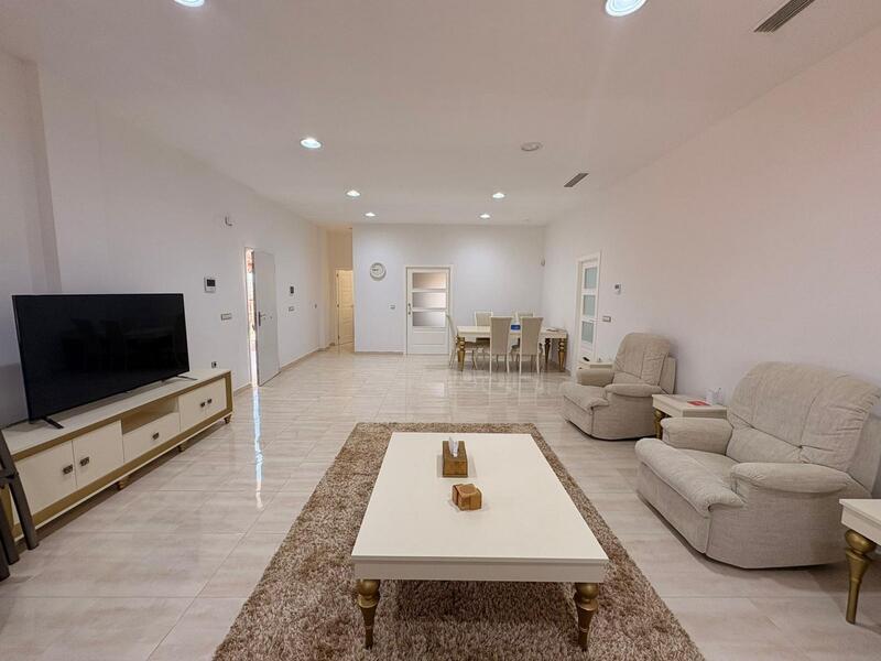 4 Cuarto Villa en venta