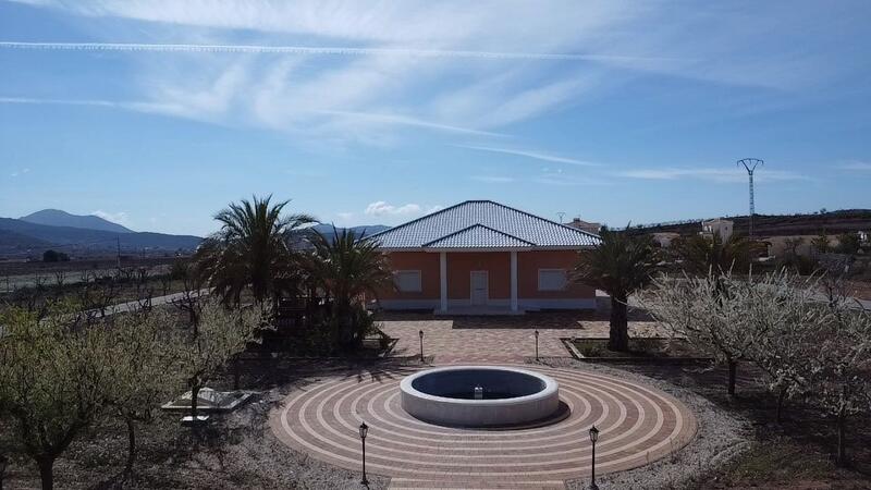 4 Cuarto Villa en venta