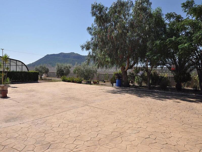 8 bedroom Villa for sale