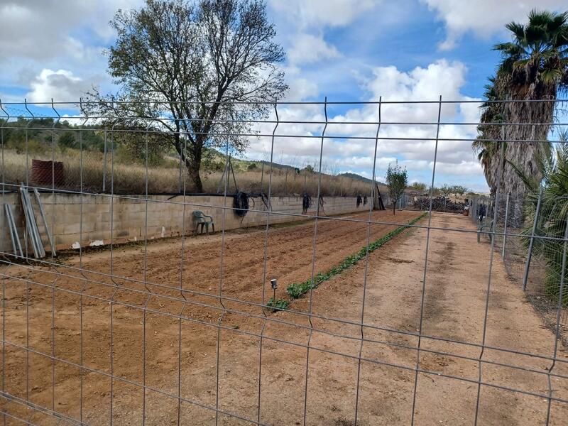 4 bedroom Country House for sale 4 bedroom Country House for sale