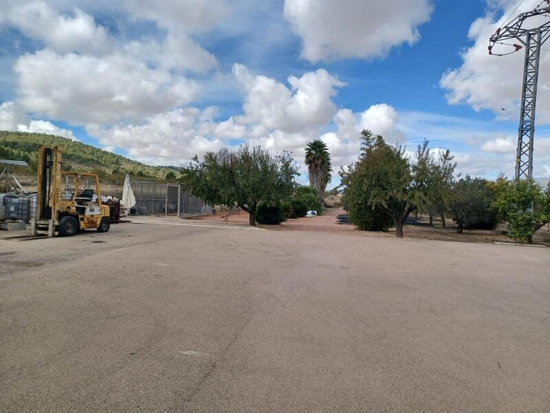 4 bedroom Country House for sale 4 bedroom Country House for sale