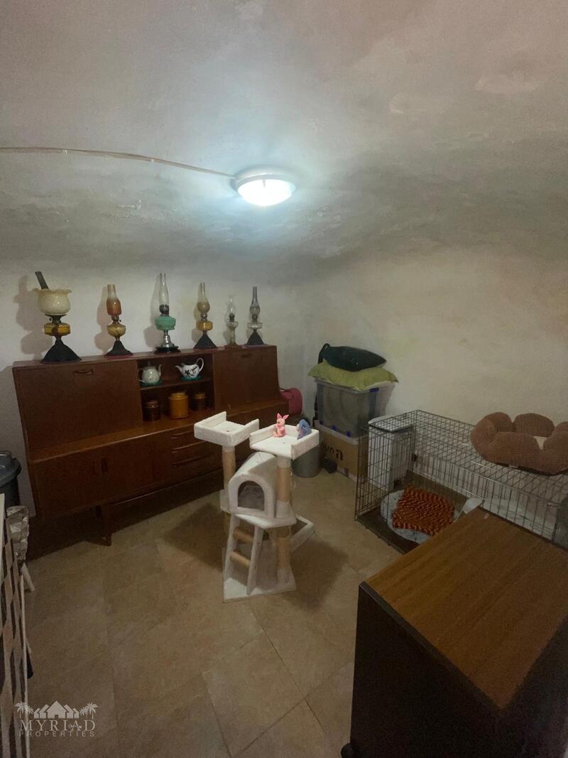3 bedroom Cave House for sale 3 bedroom Cave House for sale