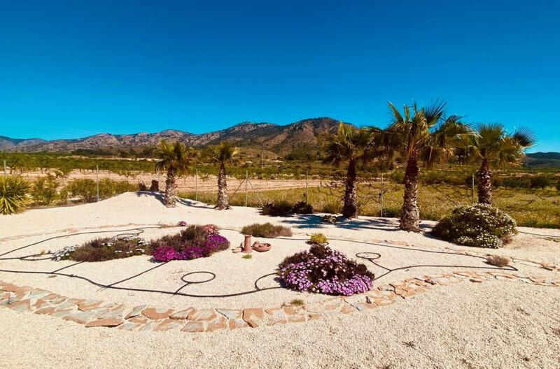 5 bedroom Country House for sale