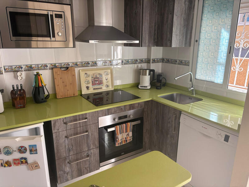 2 bedroom Townhouse for sale