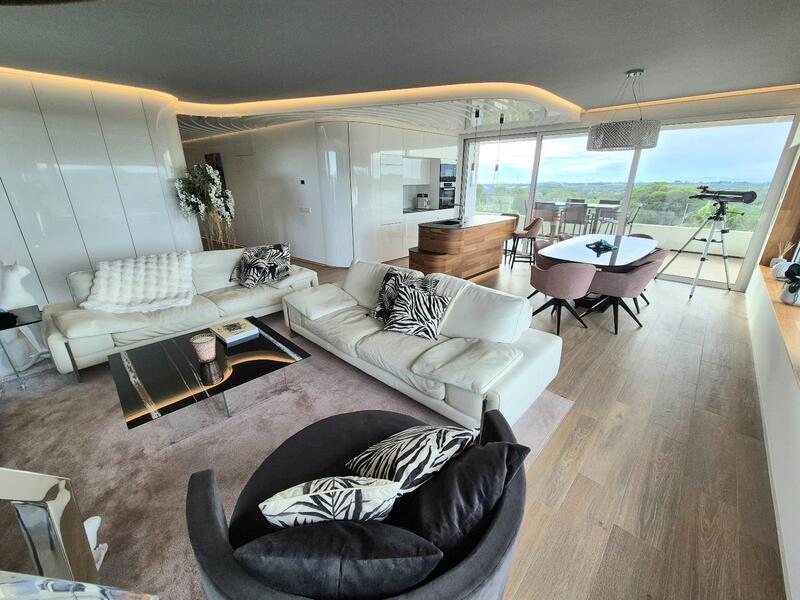 3 bedroom Apartment for sale 3 bedroom Apartment for sale