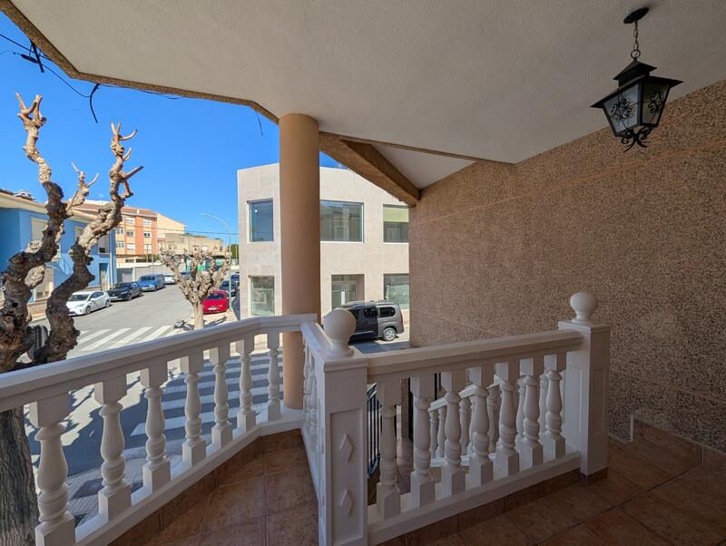 5 soverom Rekkehus til salgs