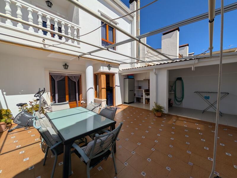 5 soverom Rekkehus til salgs