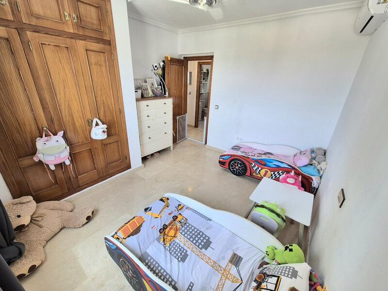 5 bedroom Villa for sale 5 bedroom Villa for sale