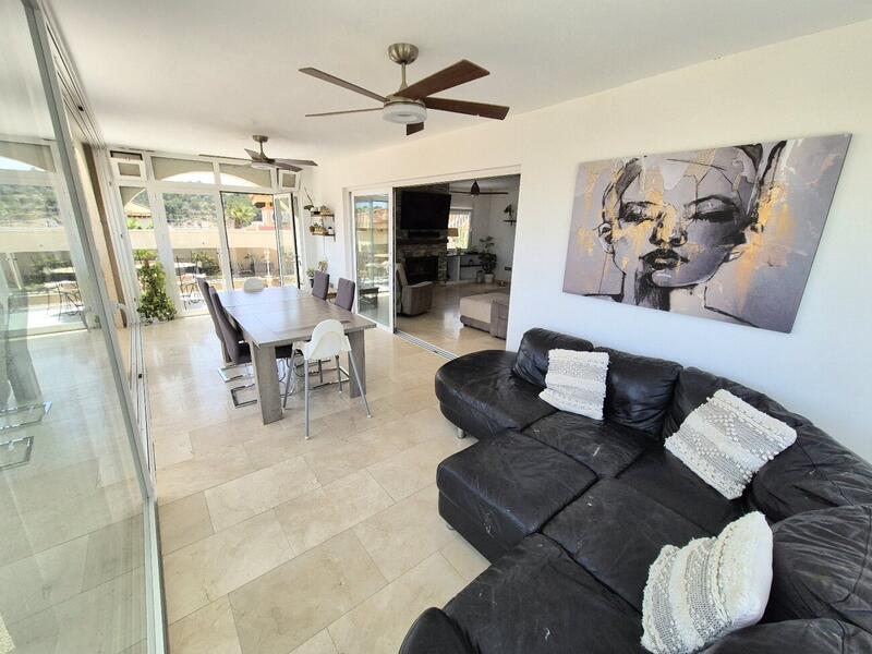 5 bedroom Villa for sale 5 bedroom Villa for sale