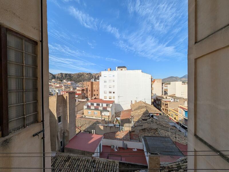 4 bedroom Apartment for sale