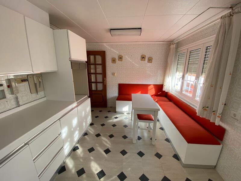 4 bedroom Apartment for sale