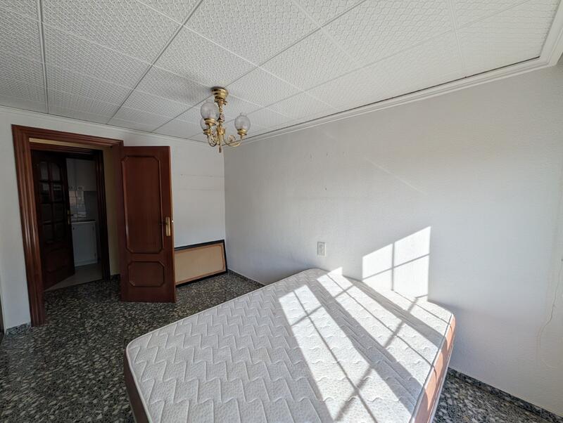 4 bedroom Apartment for sale