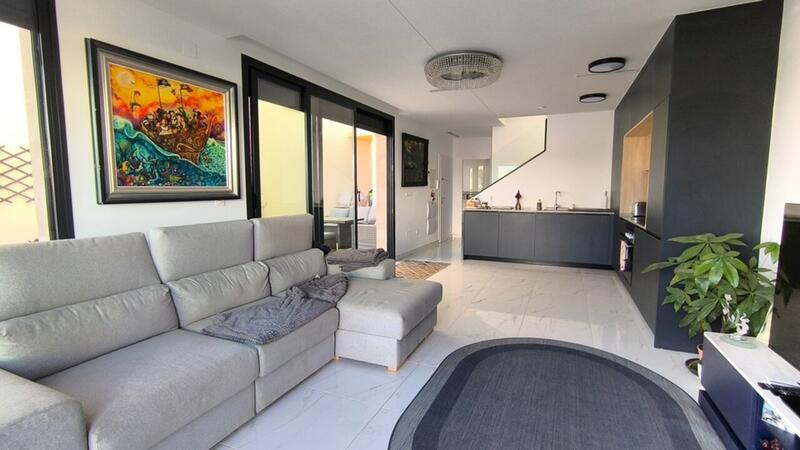 3 bedroom Villa for sale