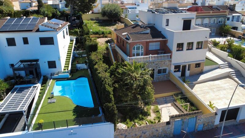 2 bedroom Villa for sale