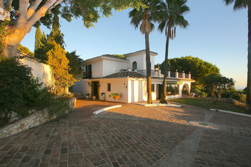 6 Cuarto Villa en venta
