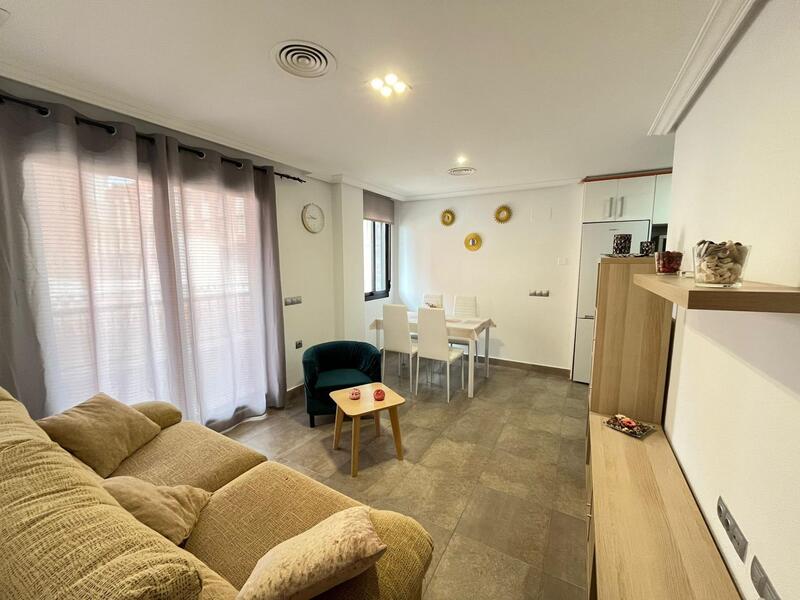 2 slaapkamer Appartement Te koop