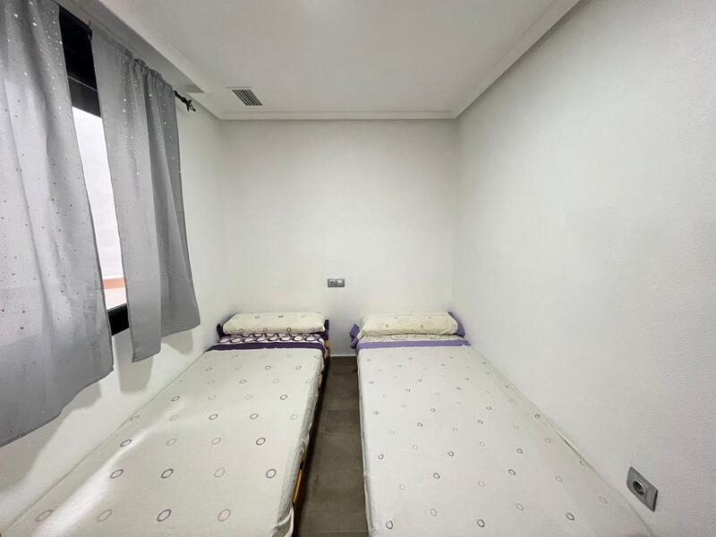 2 slaapkamer Appartement Te koop
