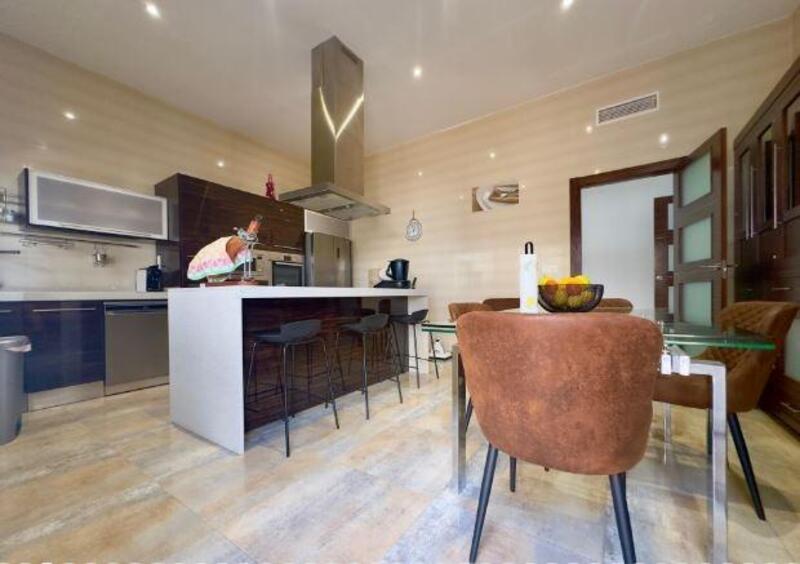 4 sovrum Villa till salu