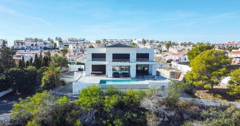 Villa en venta en Ciudad Quesada, Alicante Villa en venta en Ciudad Quesada, Alicante