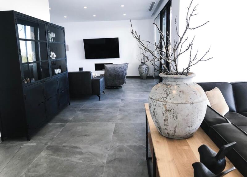 5 bedroom Villa for sale