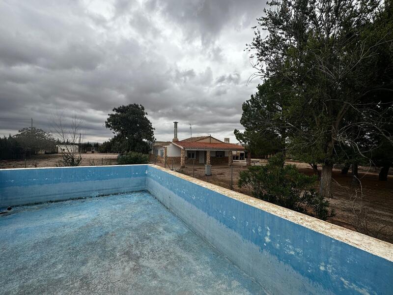 4 bedroom Villa for sale