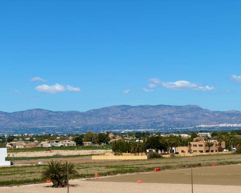 2 спальная комната квартира продается