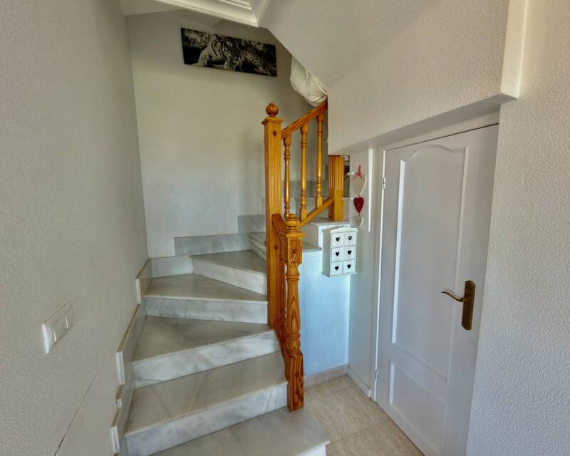 2 спальная комната квартира продается