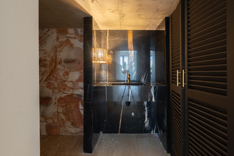 3 chambre Local Commercial à vendre