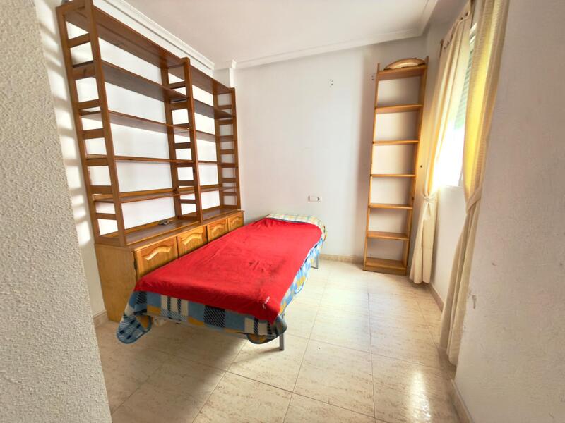 2 спальная комната квартира продается