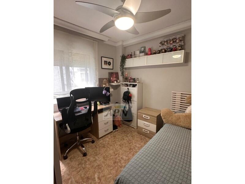 4 спальная комната квартира продается