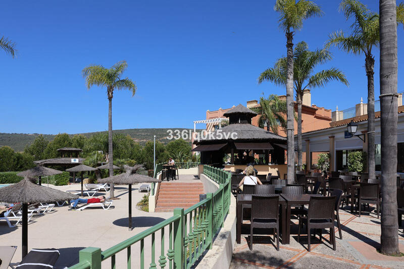 2 slaapkamer Appartement Te koop 2 slaapkamer Appartement Te koop