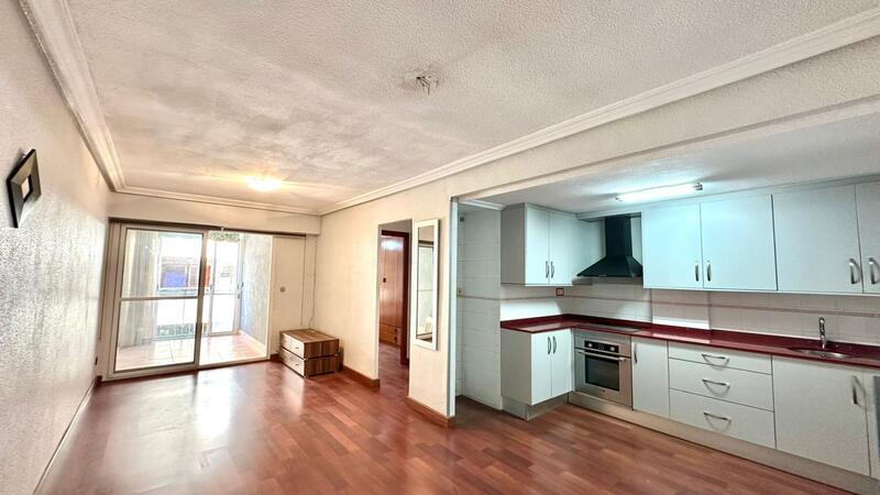 Apartment for sale in Torrevieja, Alicante
