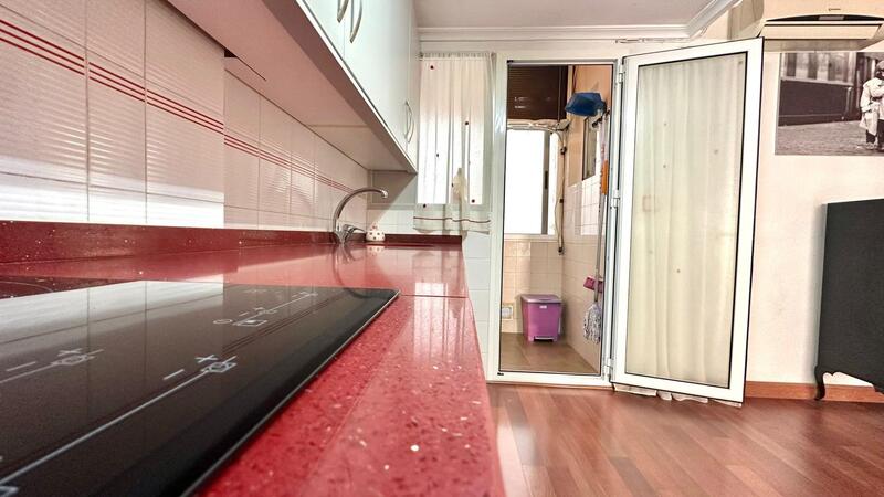 3 bedroom Apartment for sale