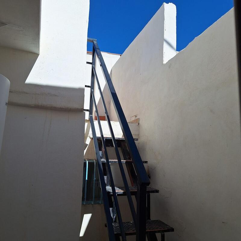 2 sovrum Radhus till salu