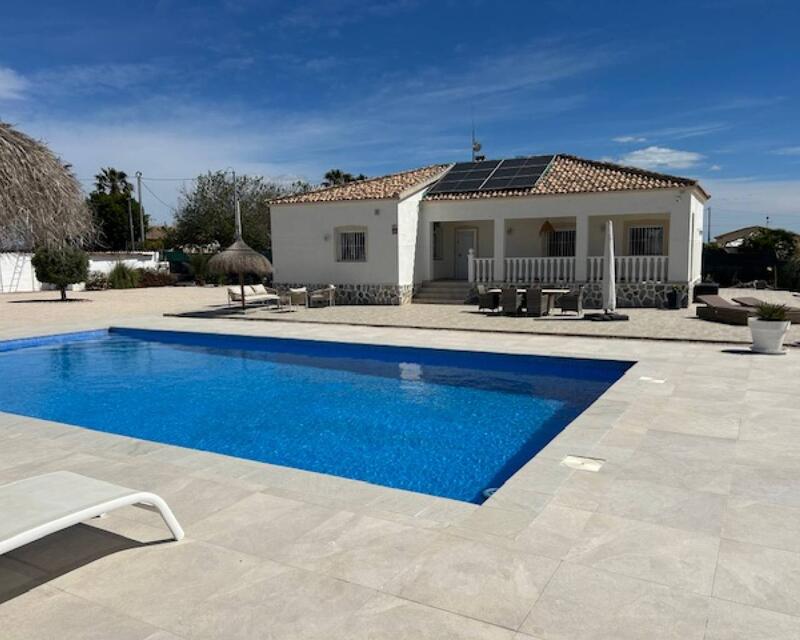 Villa à vendre dans Rafal, Alicante