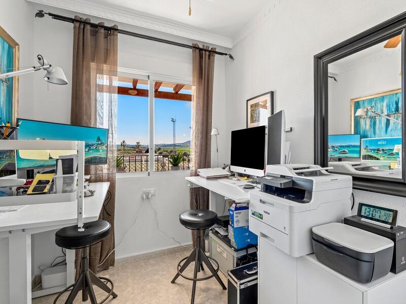 2 slaapkamer Appartement Te koop