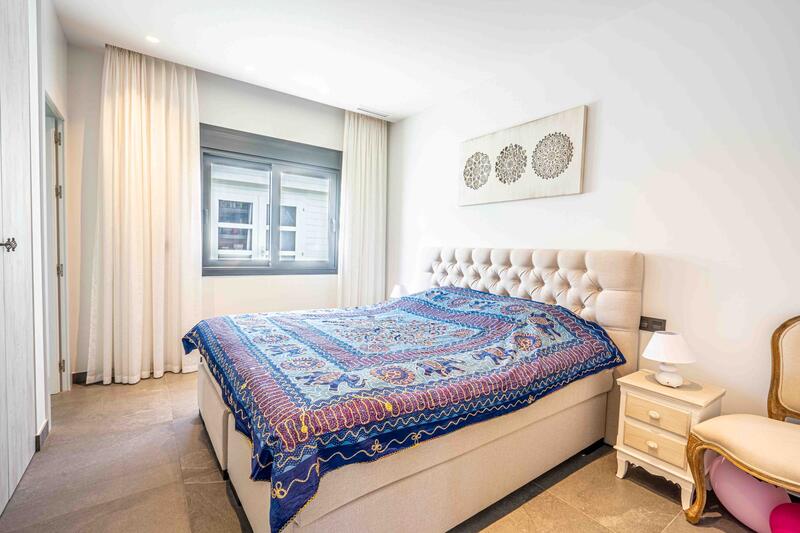 2 slaapkamer Villa Te koop 2 slaapkamer Villa Te koop