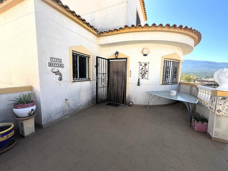 4 slaapkamer Villa Te koop