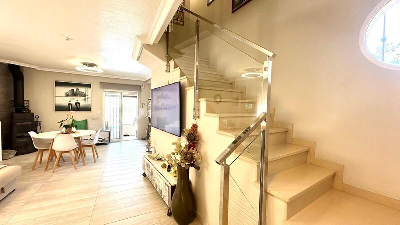 4 chambre Villa à vendre