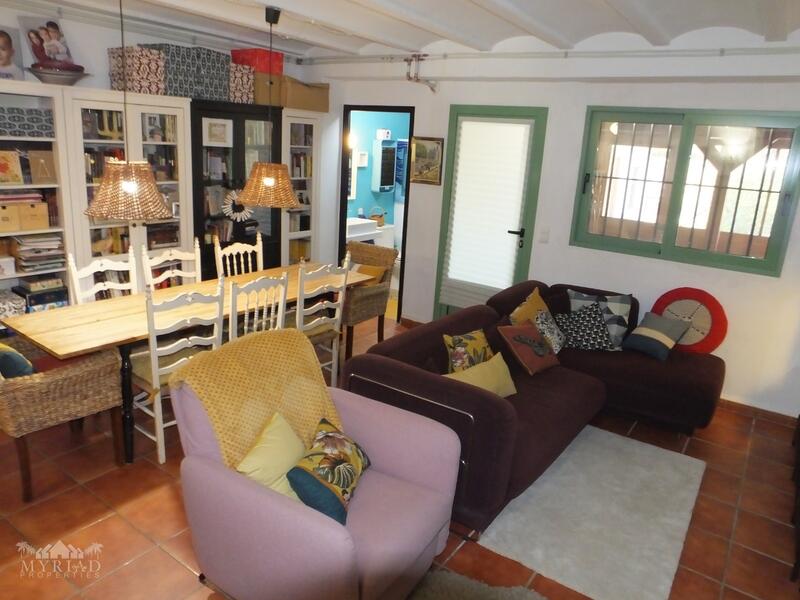 3 bedroom Country House for sale