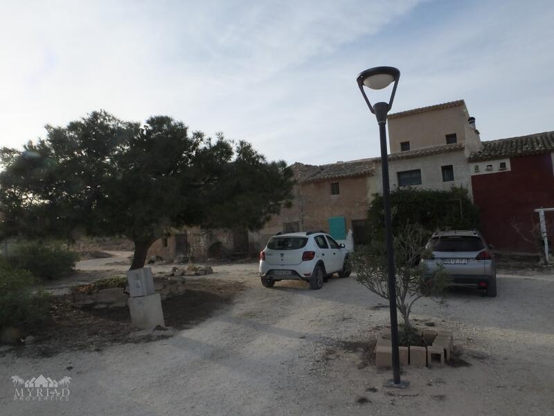 3 bedroom Country House for sale