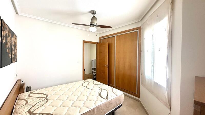 2 slaapkamer Appartement Te koop