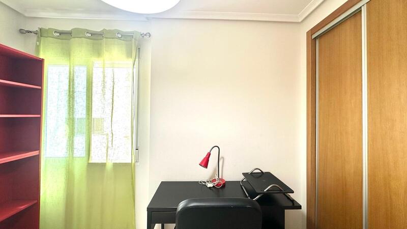 2 slaapkamer Appartement Te koop