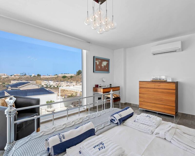 7 bedroom Villa for sale