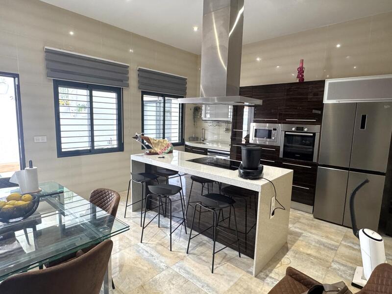 4 soverom Villa til salgs